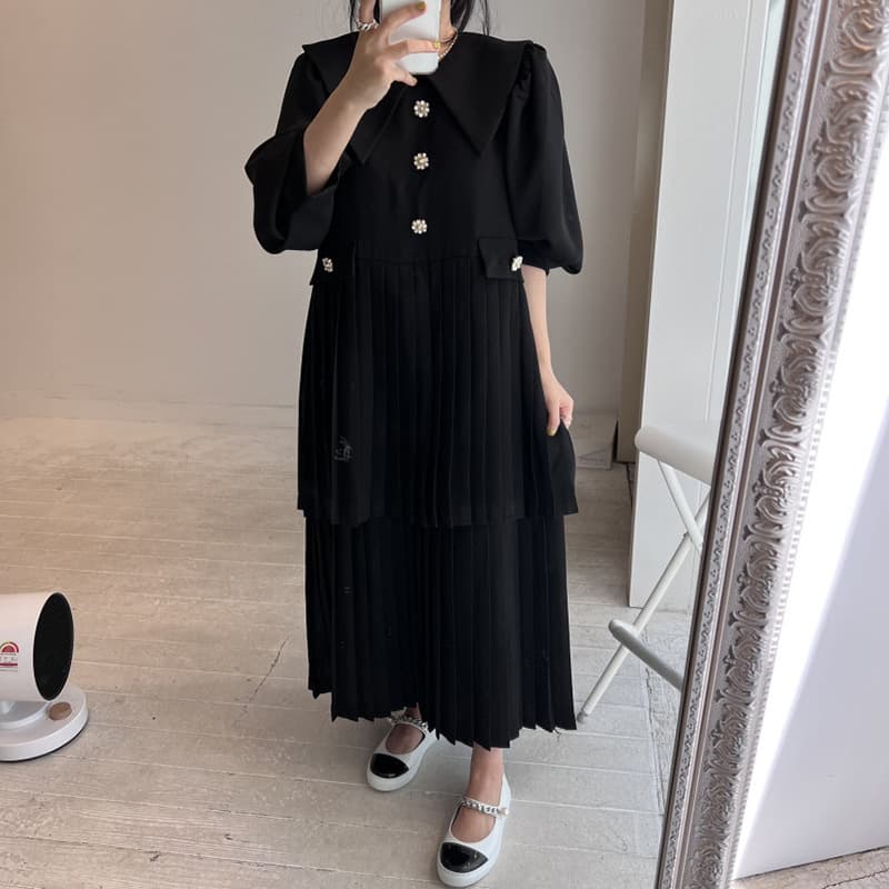 Elegant pastry-inspired dress